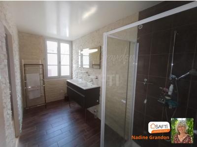 Maison - 179 m² - 5 pièces