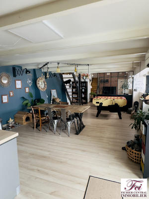 Appartement - 175 m² - 6 pièces