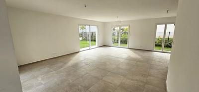 Maison - 102 m² - 4 pièces