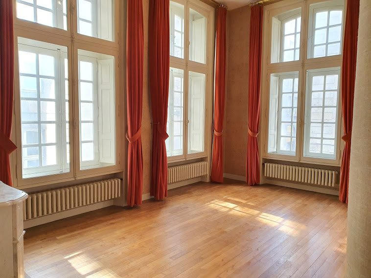 Appartement - 169 m² - 5 pièces