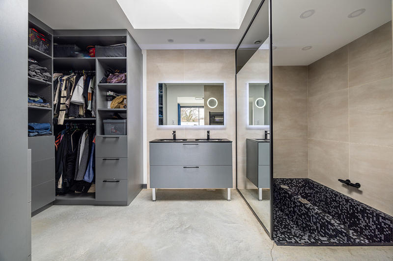 Maison - 262 m² - 7 pièces