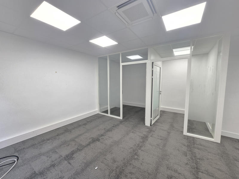 Local commercial - 127 m²