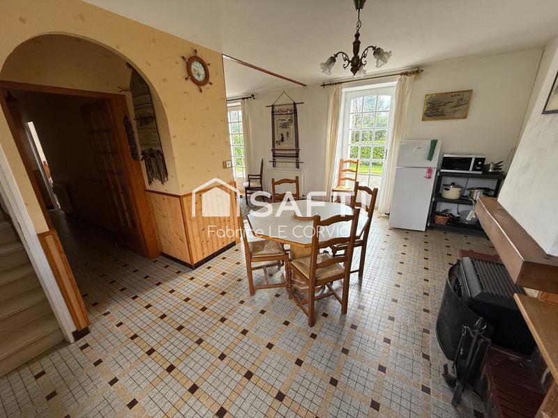 Maison - 285 m² - 13 pièces