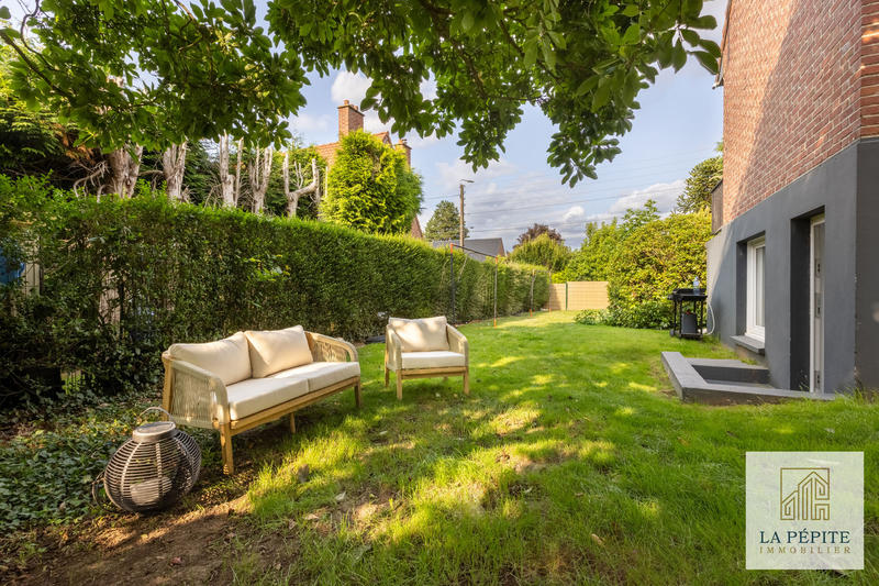 Maison - 173 m² - 9 pièces