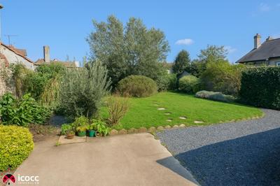 Maison en pierre - 104 m² - 6 pièces