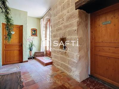 Maison - 200 m² - 6 pièces