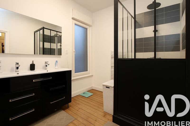 Maison de ville - 130 m² - 7 pièces