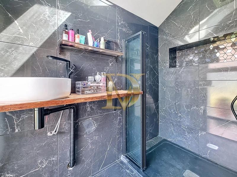 Maison - 154 m² - 6 pièces