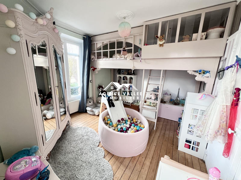 Maison - 155 m² - 7 pièces