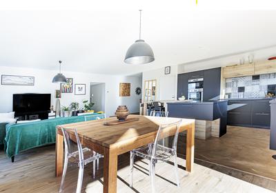 Maison - 166 m² - 6 pièces