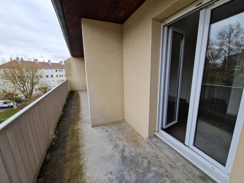 Appartement - 80 m² - 4 pièces