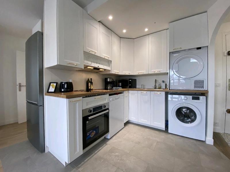 Appartement - 95 m² - 6 pièces