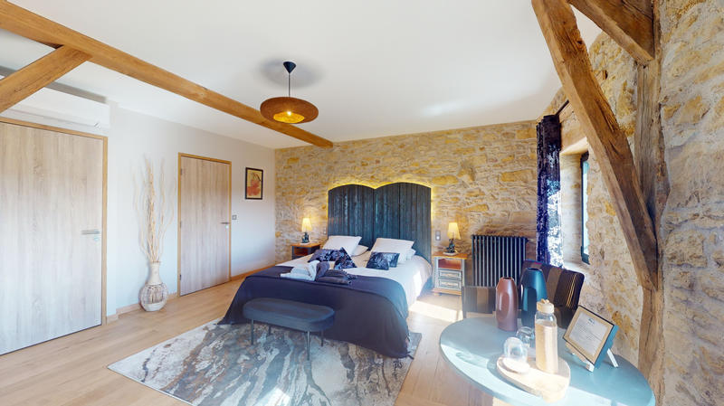 Maison - 900 m² - 16 pièces