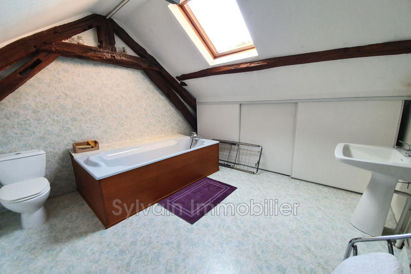 Maison - 231 m² - 11 pièces