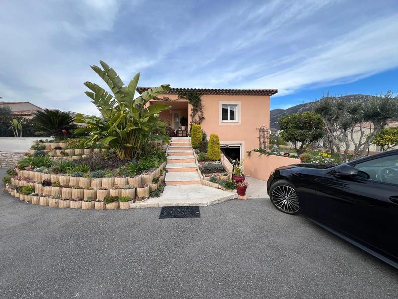 Maison - 114 m² - 4 pièces