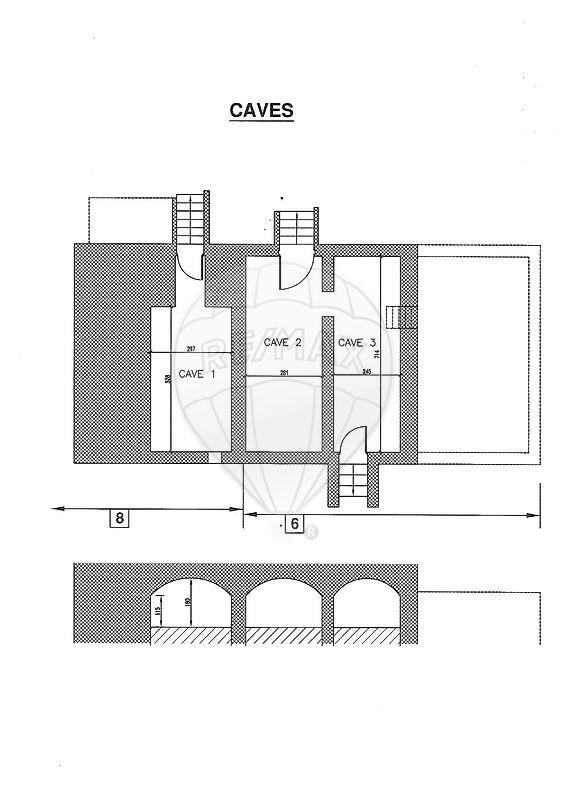 Maison - 170 m² - 9 pièces