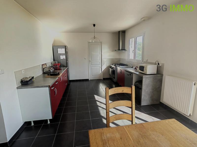 Maison traditionnelle - 159 m² - 6 pièces