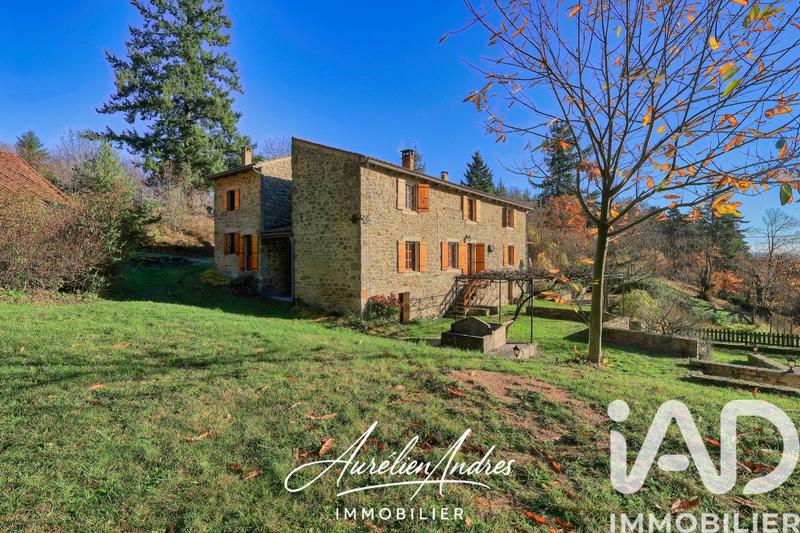 Maison - 215 m² - 6 pièces