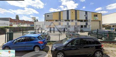 Entrepôt - 2 245 m²