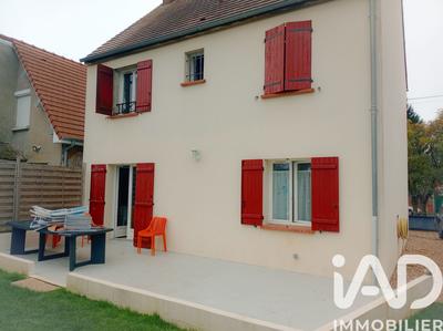Maison - 85 m² - 5 pièces