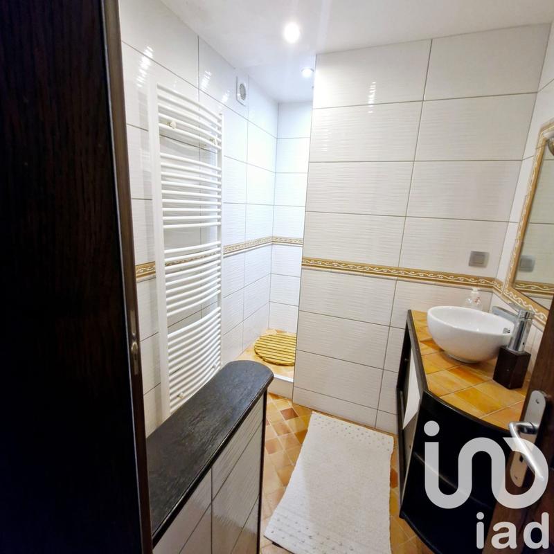 Maison - 136 m² - 9 pièces