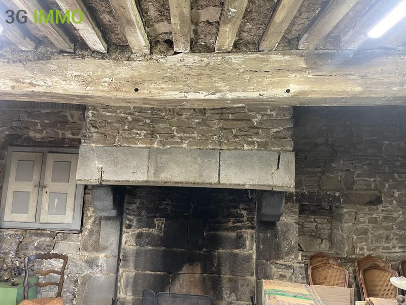 Maison traditionnelle - 75 m² - 5 pièces