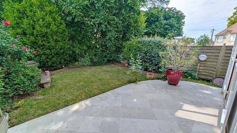 Maison - 114 m² - 7 pièces