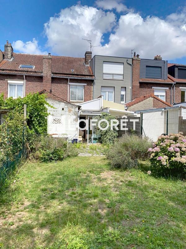 Maison - 95 m² - 4 pièces