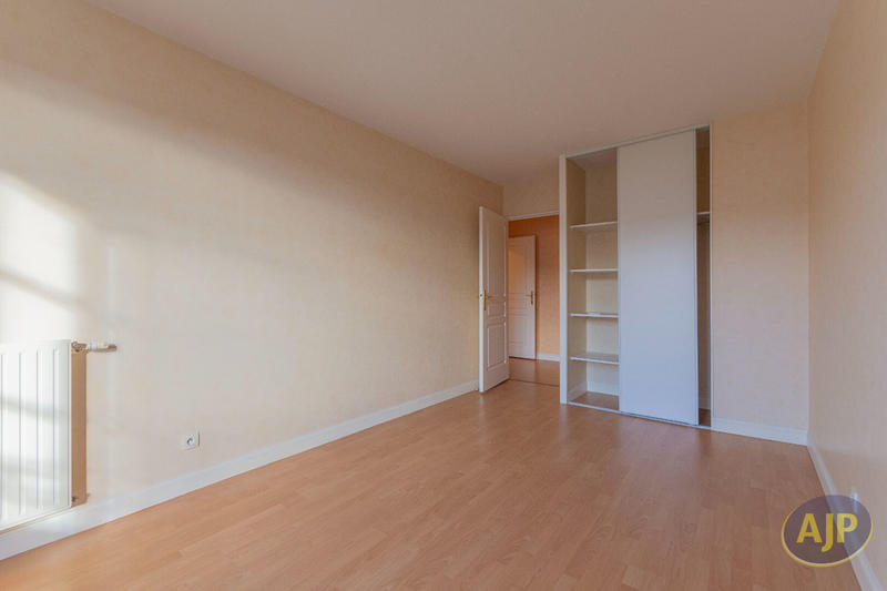 Appartement - 108 m² - 4 pièces