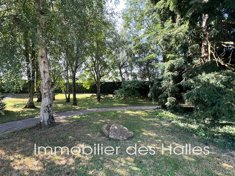 Maison - 213 m² - 6 pièces