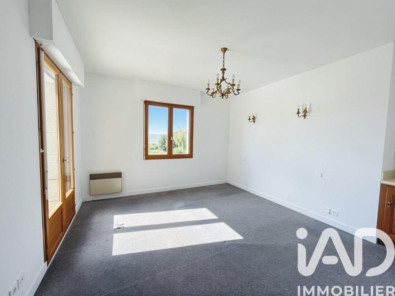 Maison - 181 m² - 8 pièces