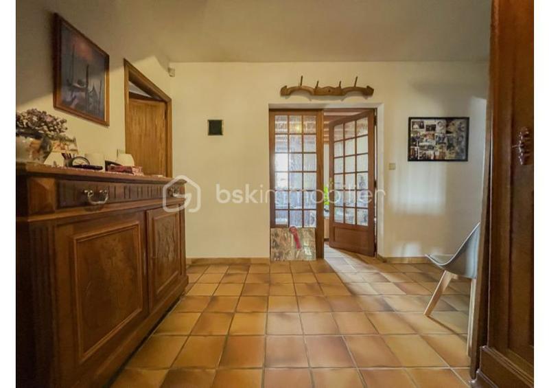 Maison traditionnelle - 145 m² - 7 pièces