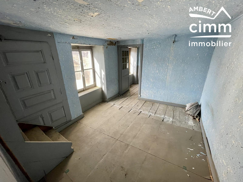 Maison - 95 m² - 6 pièces