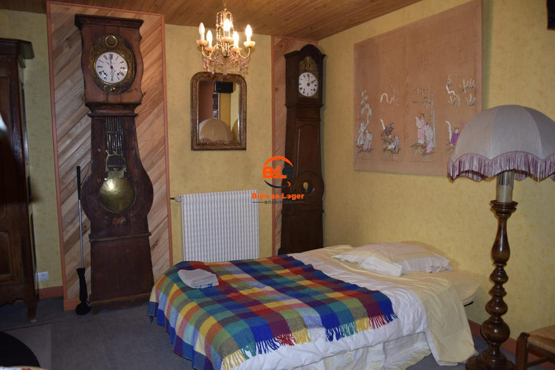 Maison traditionnelle - 160 m² - 5 pièces