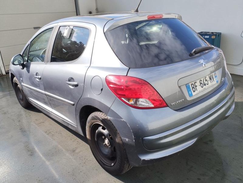 Peugeot 207 1.6 Hdi 92 Envy