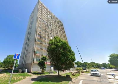 Appartement - 108 m² - 4 pièces