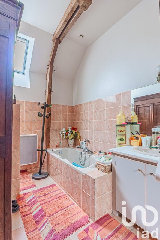 Maison - 252 m² - 10 pièces