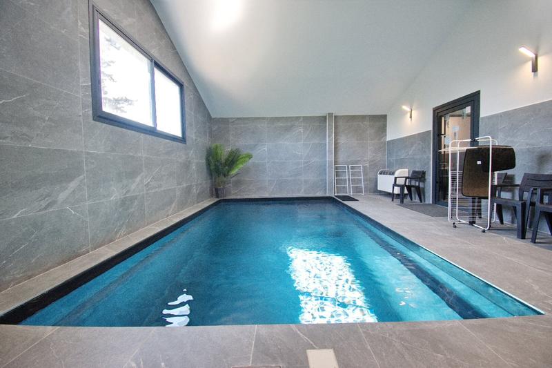 Maison - 363 m² - 12 pièces