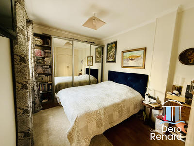 Appartement - 102 m² - 5 pièces