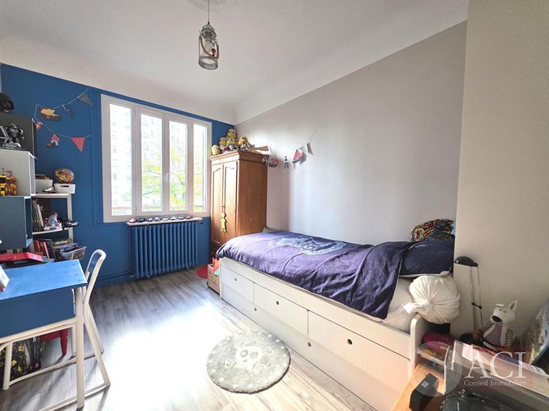 Maison - 82 m² - 5 pièces