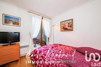 Appartement - 77 m² - 3 pièces