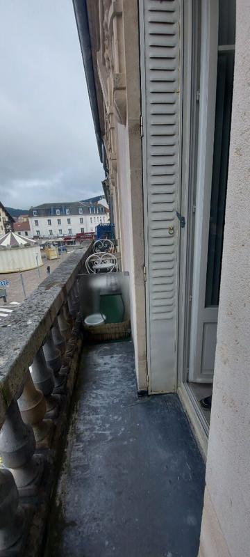 Appartement - 90 m² - 2 pièces