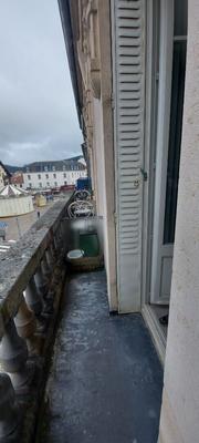 Appartement - 90 m² - 2 pièces