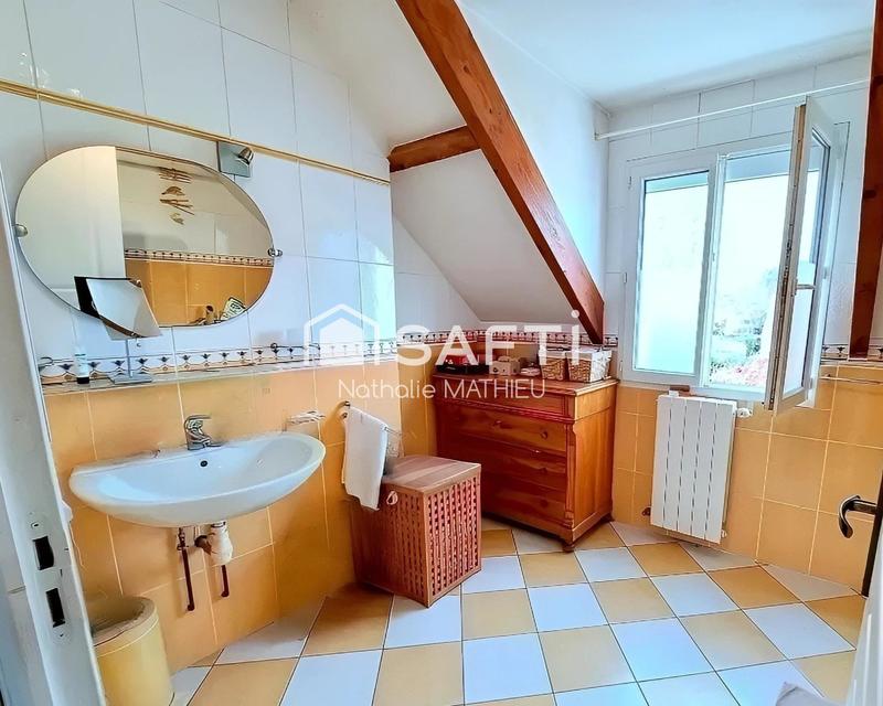 Maison - 145 m² - 6 pièces