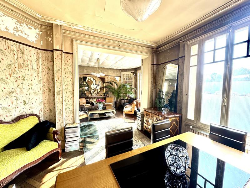 Maison traditionnelle - 150 m² - 6 pièces