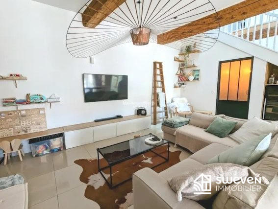 Maison - 141 m² - 5 pièces