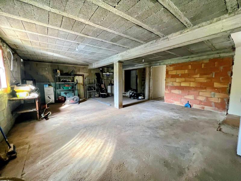 Maison traditionnelle - 182 m² - 7 pièces