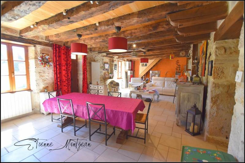Maison de village - 157 m² - 6 pièces