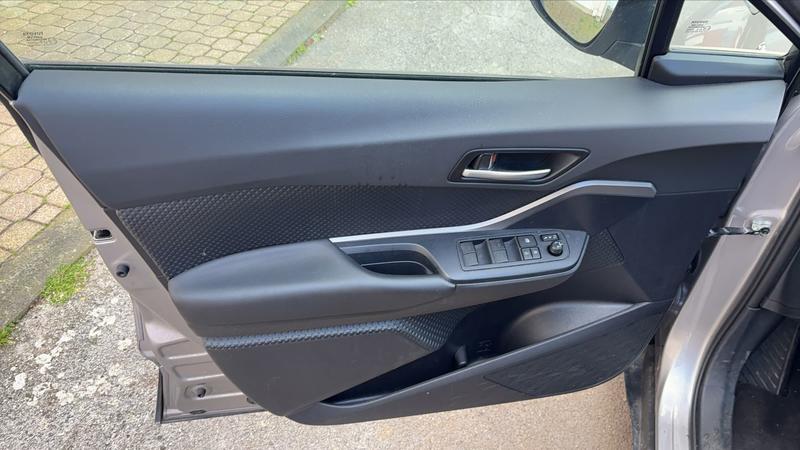 Toyota c-Hr 1.8 Vvt-i 122 Hybrid Cvt Dynamic