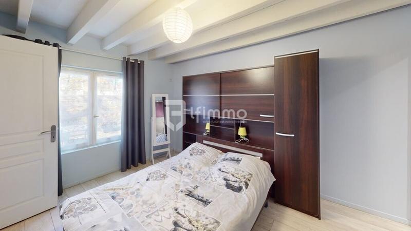 Maison - 153 m² - 7 pièces